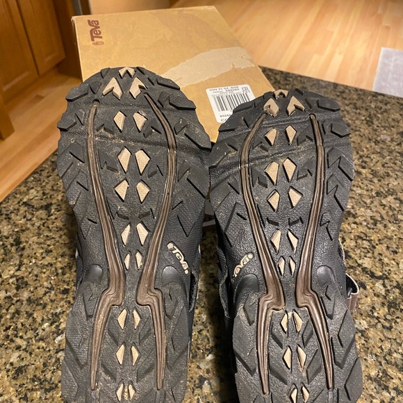 TEVA Dozer Women’s Sandal EUC - Picture 5 of 8